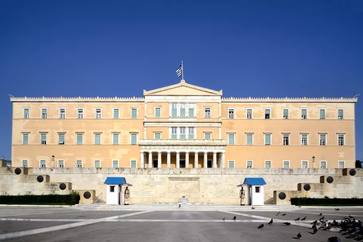Υπ. Ανάπτυξης για «Μαύρη βίβλο» του ΠΑΣΟΚ: Η Ελλάδα, δεν είναι ουραγός στις επενδύσεις, αντίθετα πρωταγωνιστεί 