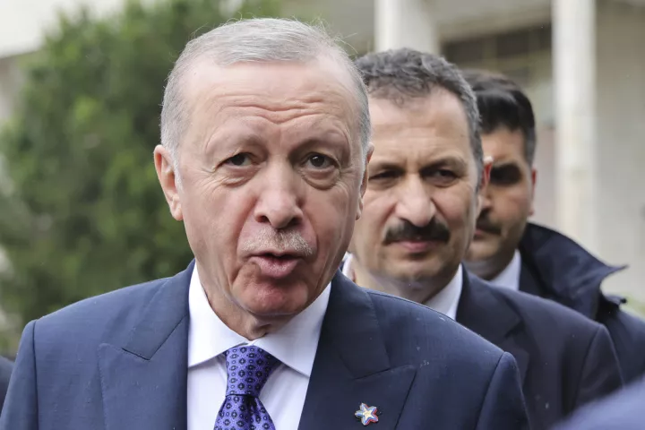 Ερντογάν: Θετικό κλίμα για μία αναβαθμισμένη συνάντηση Ρωσίας - Ουκρανίας στην Κωνσταντινούπολη