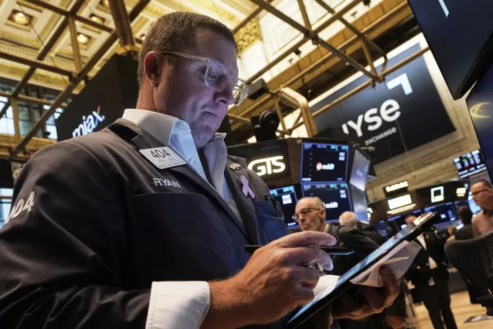 Μεικτά πρόσημα στη Wall Street - Άνοδος για S&P 500 και Nasdaq λόγω Alphabet