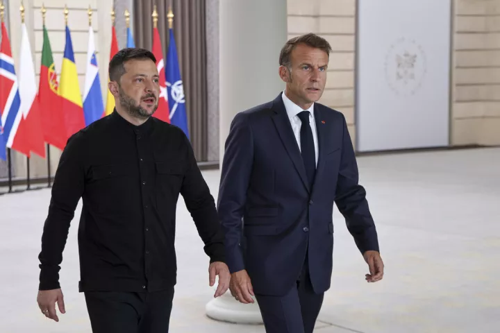 Η Συμμαχία των Προθύμων δεσμεύεται για μεταπολεμικές εγγυήσεις ασφαλείας στην Ουκρανία – Ερωτήματα για τον ρόλο Τραμπ