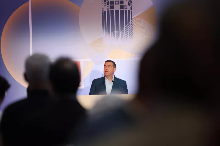 H εθνική πυξίδα Τσίπρα βλέπει προς τη Μόσχα 