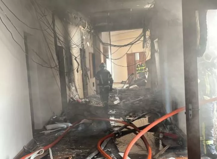 Εντίνεται η ρωσική επιθετικότητα: Πλάνα από το εσωτερικό της έδρας της κυβέρνησης που επλήγη (pics&vids)