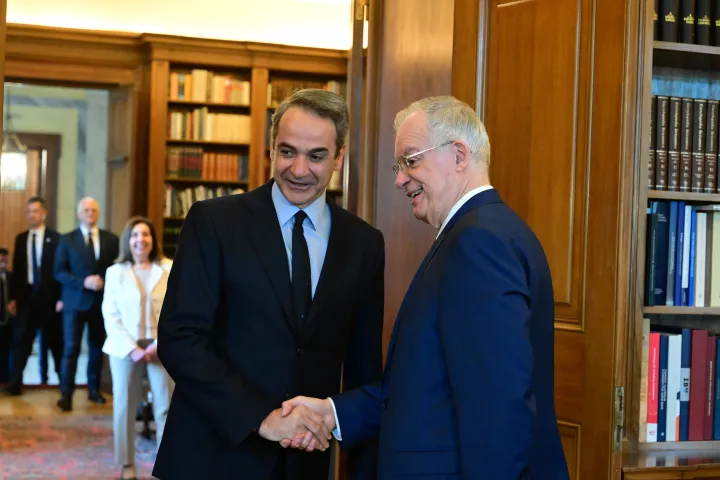 Κυρ. Μητσοτάκης: Συνάντηση με τον Τασούλα την Τρίτη στις 10:00 στο Προεδρικό Μέγαρο