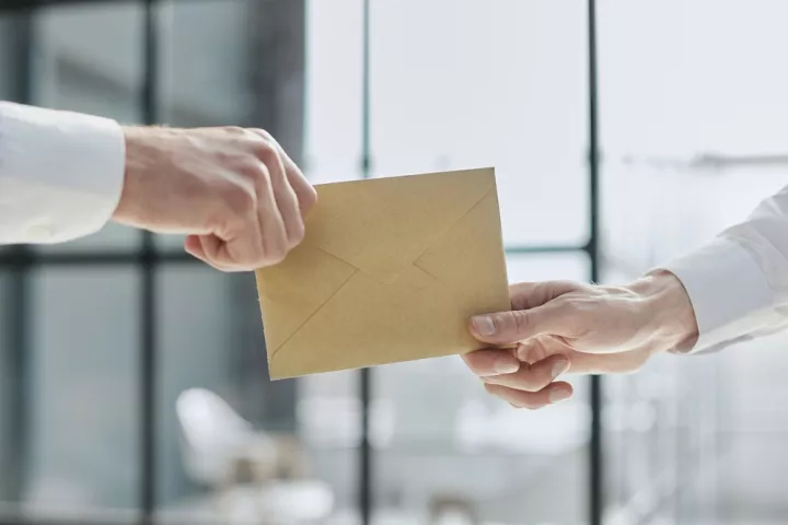 Συνελήφθη διευθυντής καρδιοχειρουργικής στο Ιπποκράτειο για φακελάκι - Ζητούσε έως και 5.000 ευρώ
