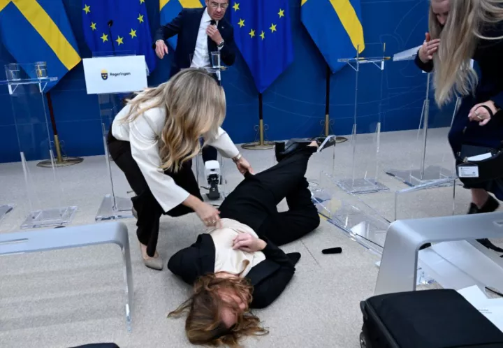 Σουηδία: Κατέρρευσε σε συνέντευξη Τύπου η νέα υπουργός Υγείας 