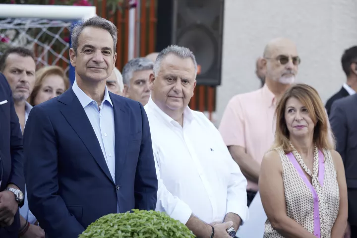 Στον αγιασμό του 8ου Δημοτικού Νέας Φιλαδέλφειας ο Κυρ. Μητσοτάκης (pics)