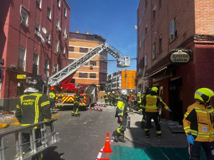 Ισπανία: Ένας νεκρός και 25 τραυματίες από έκρηξη σε μπαρ στη Μαδρίτη (pics&vid)