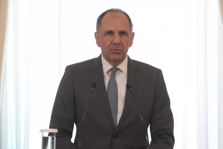Επικοινωνία Γ. Γεραπετρίτη με τον νέο ηγούμενο της Ιεράς Μονής Σινά