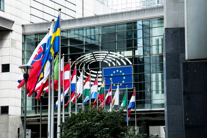 Κομισιόν: Κρίσιμη η κατάσταση στη Λιβύη - Εντατική πολιτική εμπλοκή για τις μεταναστευτικές ροές