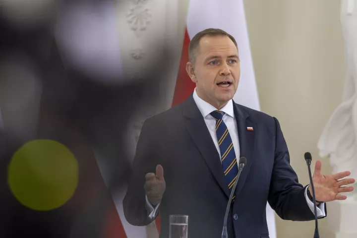 Πρόεδρος Πολωνίας: Πρέπει να είμαστε έτοιμοι για πόλεμο δτιότι μόνο αυτό εγγυάται ειρήνη