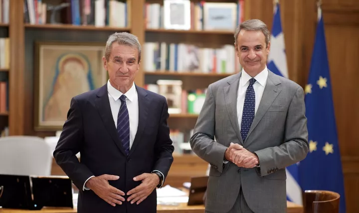 Προσχώρησε στη ΝΔ ο Α. Λοβέρδος - «Μακριά από ταμπέλες και δόγματα» δήλωσε ο πρωθυπουργός