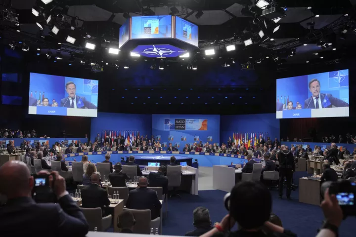 Η Ολλανδία ανεβάζει τον στόχο για τις αμυντικές δαπάνες της, στα 27 δισ. ευρώ