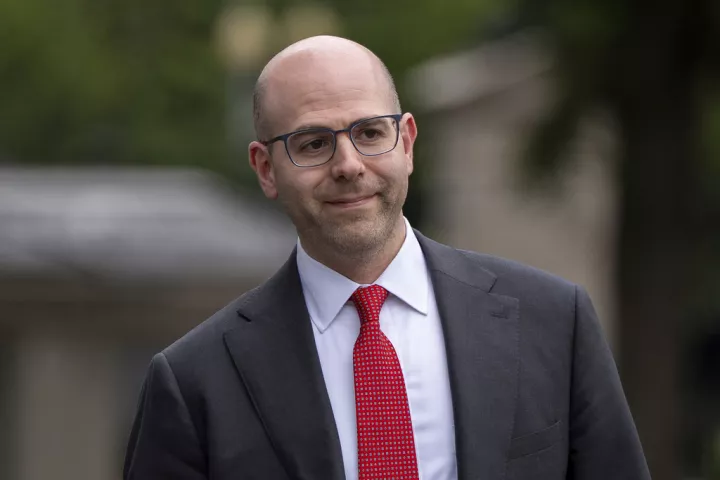 Στίβεν Μιράν: Ο εκλεκτός του Τραμπ για την Fed, πριν από τις κρίσιμες ανακοινώσεις για τα επιτόκια 