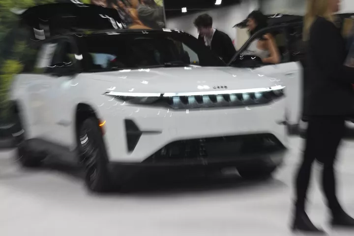 Η Stellantis ανακαλεί 164.000 οχήματα Jeep στις ΗΠΑ λόγω βλαβών 