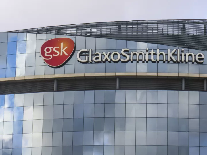 Η βρετανική GSK ανακοίνωσε επενδύσεις ύψους 30 δισ. δολαρίων στις ΗΠΑ