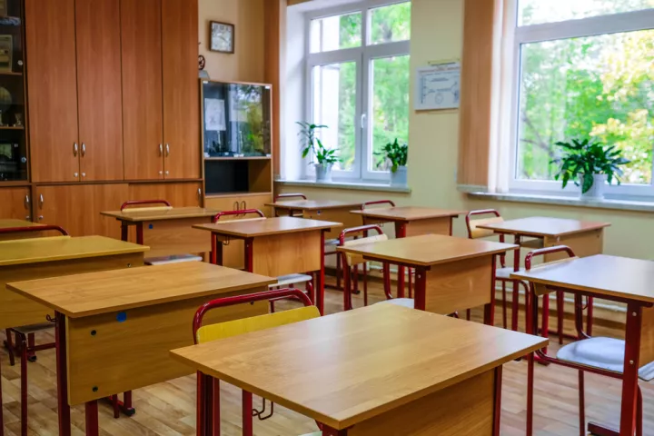 Ελληνικό σχολείο και πολεμική ετοιμότητα