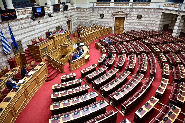 Βουλή: Στοχευμένες αλλαγές για την επιτάχυνση απορρόφησης των αναπτυξιακών πόρων