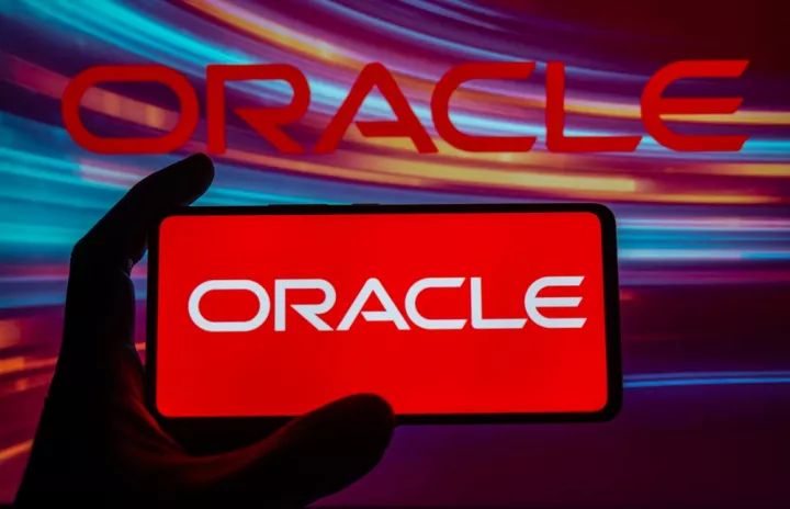 Συνομιλίες Oracle με Meta για συμφωνία ύψους 20 δισ. δολαρίων στο AI cloud computing