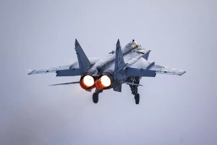 Ρωσικά μαχητικά στην Εσθονία: Πώς έπρεπε το ΝΑΤΟ να αντιδράσει, σύμφωνα με ειδικό σε θέματα άμυνας