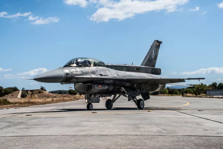 Η ΕΑΒ και η Lockheed Martin παρέδωσαν το 42ο F-16V: Συμπληρώθηκε το 50% του προγράμματος αναβάθμισης