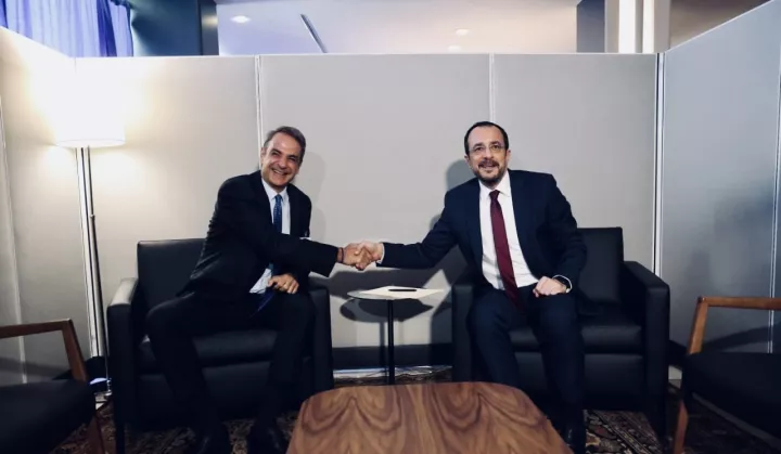 Συνάντηση Μητσοτάκη - Χριστοδουλίδη: Προσηλωμένοι στο έργο της ηλεκτρικής διασύνδεσης Ελλάδας - Κύπρου