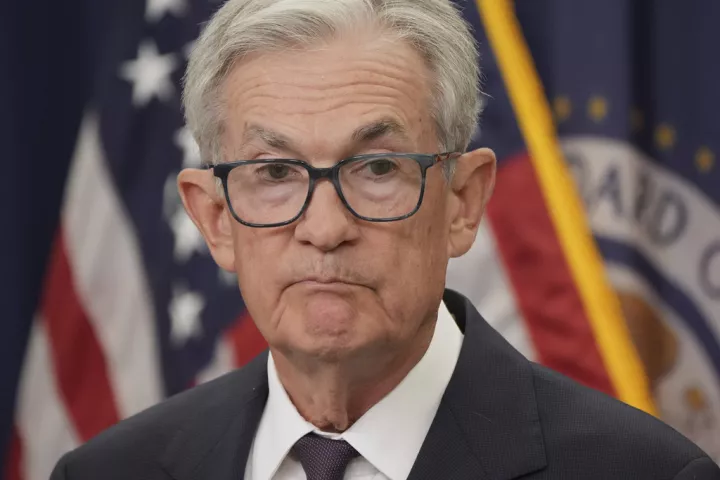 ΗΠΑ: «Πιστός» στη γραμμή της Fed για τα επιτόκια ο Πάουελ
