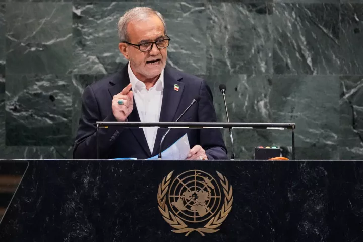 Πεζεσκιάν από ΟΗΕ: Η Τεχεράνη δεν θα επιδιώξει ποτέ να κατασκευάσει ατομική βόμβα