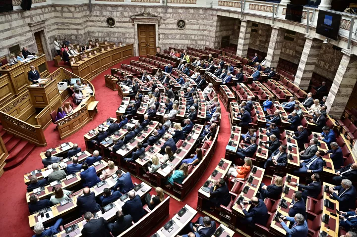 Αίτημα Μητσοτάκη για προ ημερησίας συζήτηση πολιτικών αρχηγών για την εξωτερική πολιτική