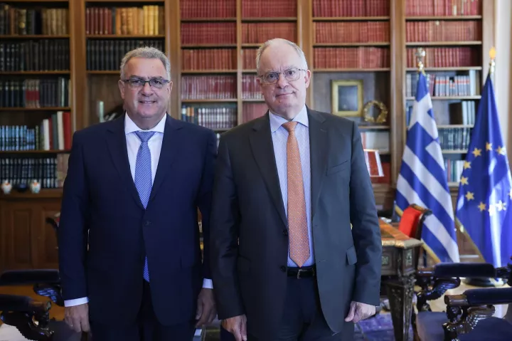 Στήριξη του Κων. Τασούλα στις ελληνικές εξαγωγές - Συνάντηση με τον πρόεδρο του ΣΕΒΕ