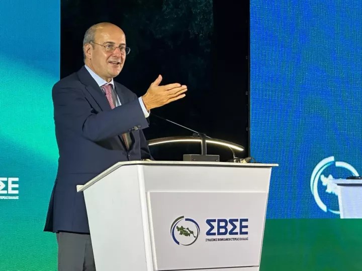 Κ. Χατζηδάκης στον ΣΕΒ: H άνοδος βιομηχανικών επενδύσεων, εξαγωγών και απασχόλησης διαψεύδει τον μύθο της αποβιομηχάνισης