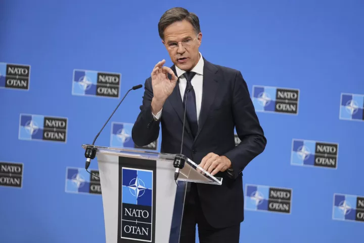 Ρούτε: Τα μέλη του ΝΑΤΟ μπορούν να καταρρίπτουν ρωσικά αεροσκάφη που εισέρχονται στον εναέριο χώρο του ΝΑΤΟ