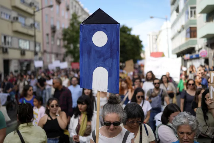 Νέα μέτρα για τη στεγαστική κρίση στην Πορτογαλία: Αύξηση των φόρων επί συναλλαγών ακινήτων για ξένους αγοραστές