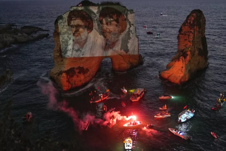 Οι υποστηρικτές της Χεζμπολάχ τιμούν την επέτειο της δολοφονίας του Χασάν Νασράλα αψηφώντας τις Aρχές 