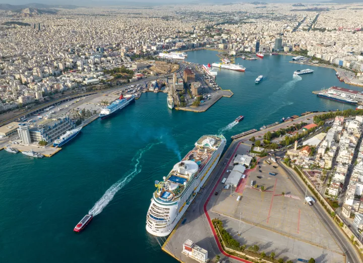 ΟΛΠ Α.Ε.: Υλοποίηση Νέου Προγράμματος Υποτροφιών για το ακαδημαϊκό έτος 2025-2026