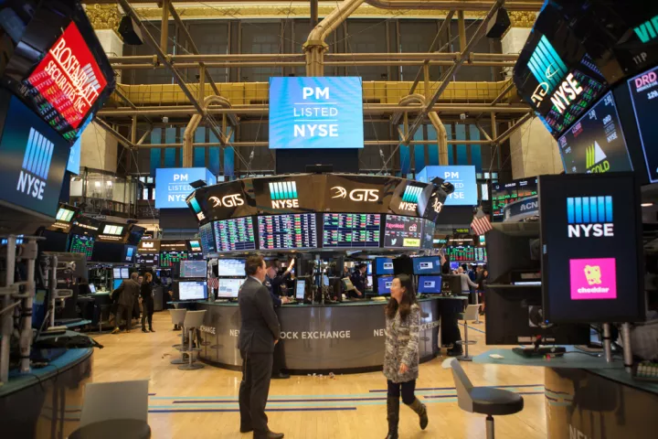 Wall Street: Άνοδος του Dow Jones κατά 0,7% μετά την έκθεση για τον πληθωρισμό στο 2,9%