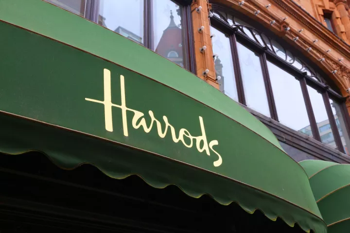 Harrods: Χάκερς έκλεψαν προσωπικά δεδομένα πελατών 
