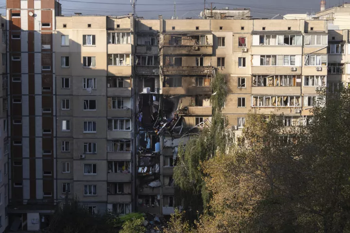 Η Ρωσία εξαπέλυσε μία από τις σφοδρότερες αεροπορικές επιθέσεις εναντίον του Κιέβου από την έναρξη του πολέμου (vid)
