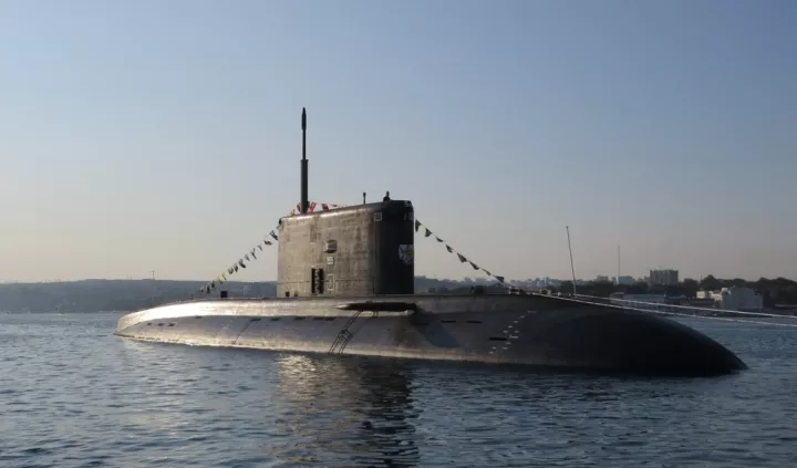 Κίνδυνος έκρηξης λόγω διαρροής καυσίμου στο ρωσικό υποβρύχιο Νοβοροσίσκ στη Μεσόγειο