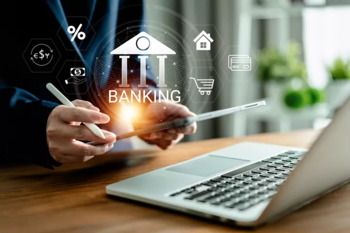 Ψηφιακό banking και FinTech: η νέα τραπεζική ισορροπία στην Ελλάδα