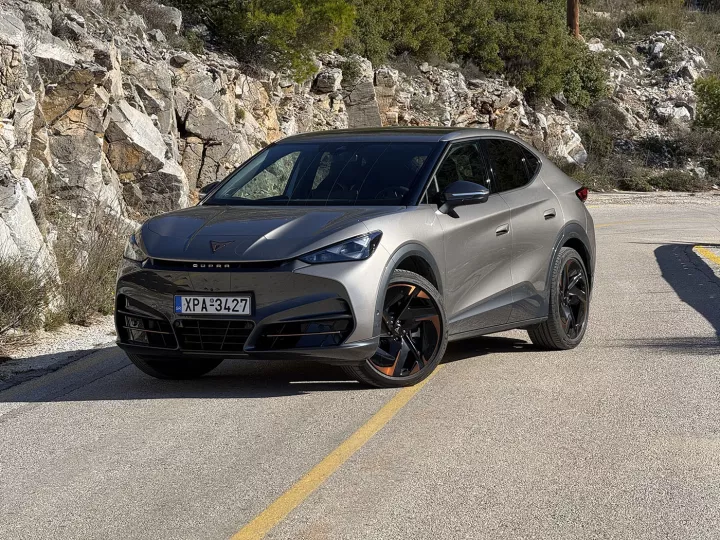 Δοκιμάζουμε ένα σπορ ηλεκτρικό SUV με 340 ίππους