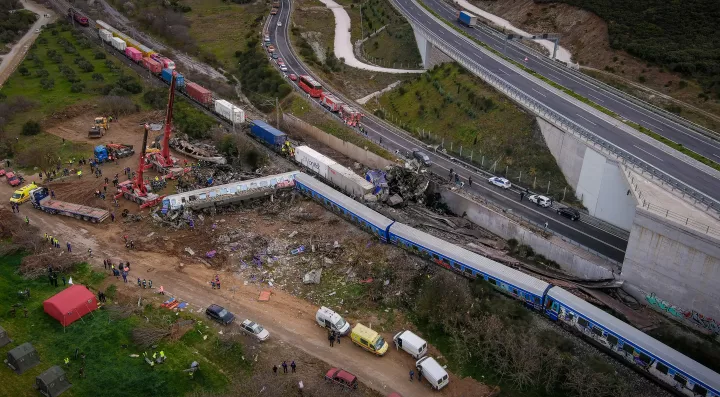 Τέμπη: Στο επόμενο στάδιο η δικαστική διερεύνηση - Γιατί η πρόεδρος Εφετών Λάρισας απορρίπτει τα αιτήματα εκταφής