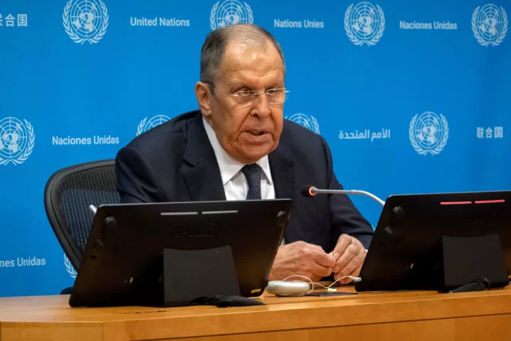 Λαβρόφ: Δεν πιστεύουμε ότι οι ΗΠΑ έχουν λάβει απόφαση για την προμήθεια Tomahawk στην Ουκρανία