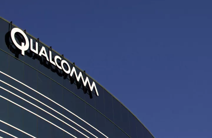 Η Qualcomm μεταφέρει τα τσιπ της στη νέα «γενιά» της Arm, εν μέσω του ανταγωνισμού με την Apple