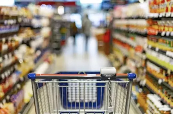 Eurostat: Αποκλιμάκωση των πληθωριστικών τάσεων στην Ελλάδα - Τα τρία θετικά νέα για τους καταναλωτές