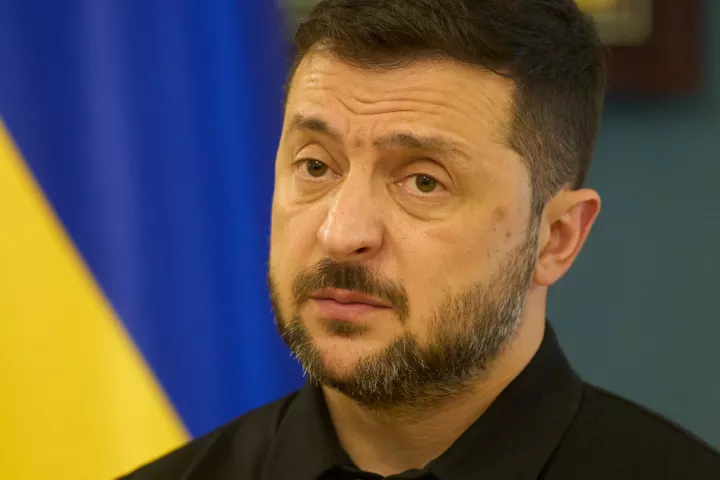 Ζελένσκι: Η Ρωσία επιτέθηκε σκόπιμα και έκοψε την παροχή ρεύματος στο Τσερνόμπιλ