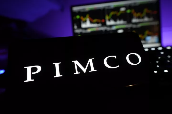 «Καμπανάκι» της PIMCO για τον άμεσο δανεισμό των επιχειρήσεων - Οι προειδοποιήσει για τις ιδιωτικές πιστώσεις