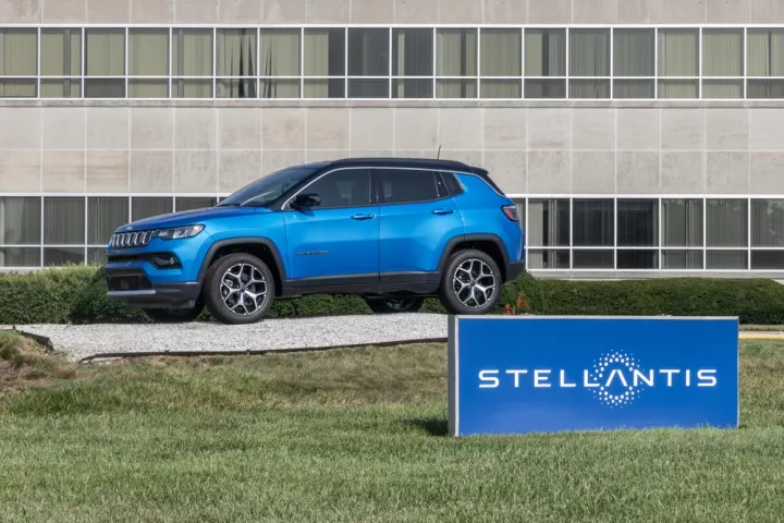 Stellantis: Εξετάζει την πώληση της μονάδας κοινής χρήσης αυτοκινήτων Free2move	