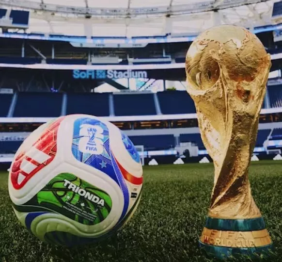 Η adidas παρουσιάζει την «TRIONDA», την Επίσημη Μπάλα Αγώνα του Παγκοσμίου Κυπέλλου FIFA 2026™