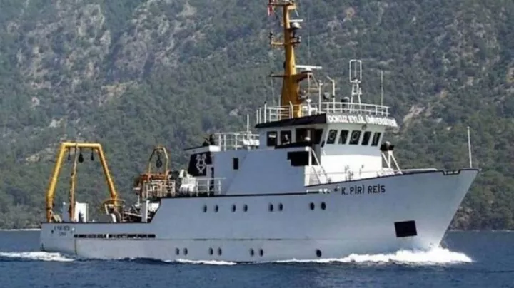 Βγαίνει στο Αιγαίο το Πίρι Ρέις: Απέπλευσε από το λιμάνι της Σμύρνης - Θα πραγματοποιήσει έρευνες από τις 4 έως τις 14 Οκτωβρίου