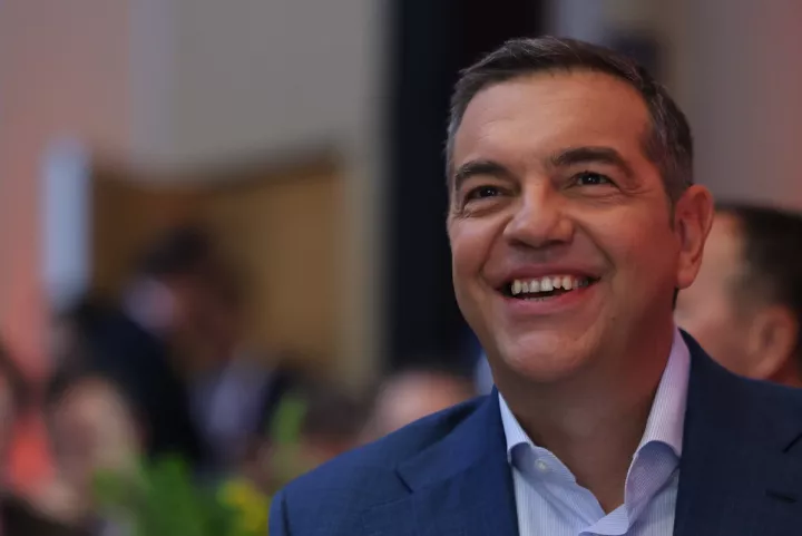 Αλ. Τσίπρας: Τα κόμματα της Αριστεράς δεν μπορούν να μένουν κατακερματισμένα